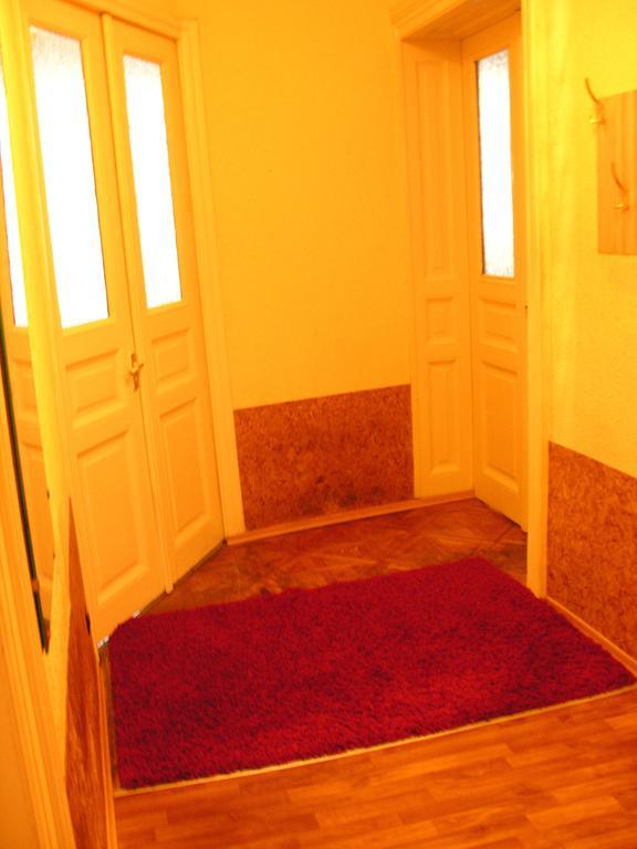 Ferienwohnung Lviv Of Open Hearts Zimmer foto